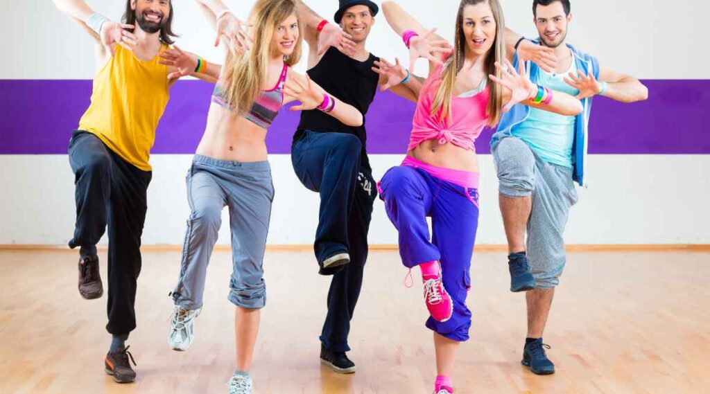 Dance Fitness dành cho nam giới Kết hợp sức mạnh và điệu nhảy